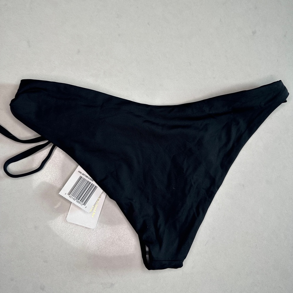 L*Space Dawn Amal Black Bikini Set | Strapless Bandeau + Side-Tie Bottom | NWT M - Picture 9 of 15